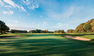St Arilds Golfklubb.png